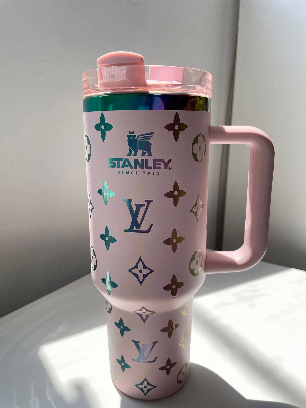 🔥40 OZ Insulated Car Cup - Limited Edition❤️
